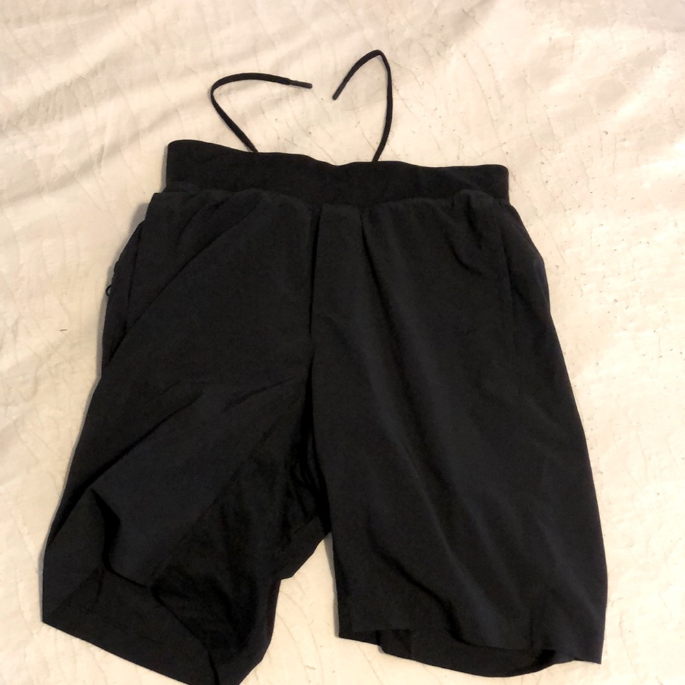 Lululemon Men’s T.H.E. Short 9” Liner